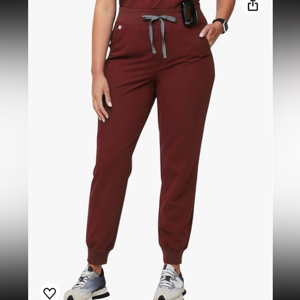 Figs scrubs
